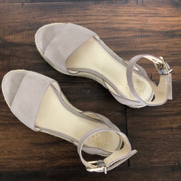 Vince Camuto Shoes - New Vince Camino espadrilles size 6